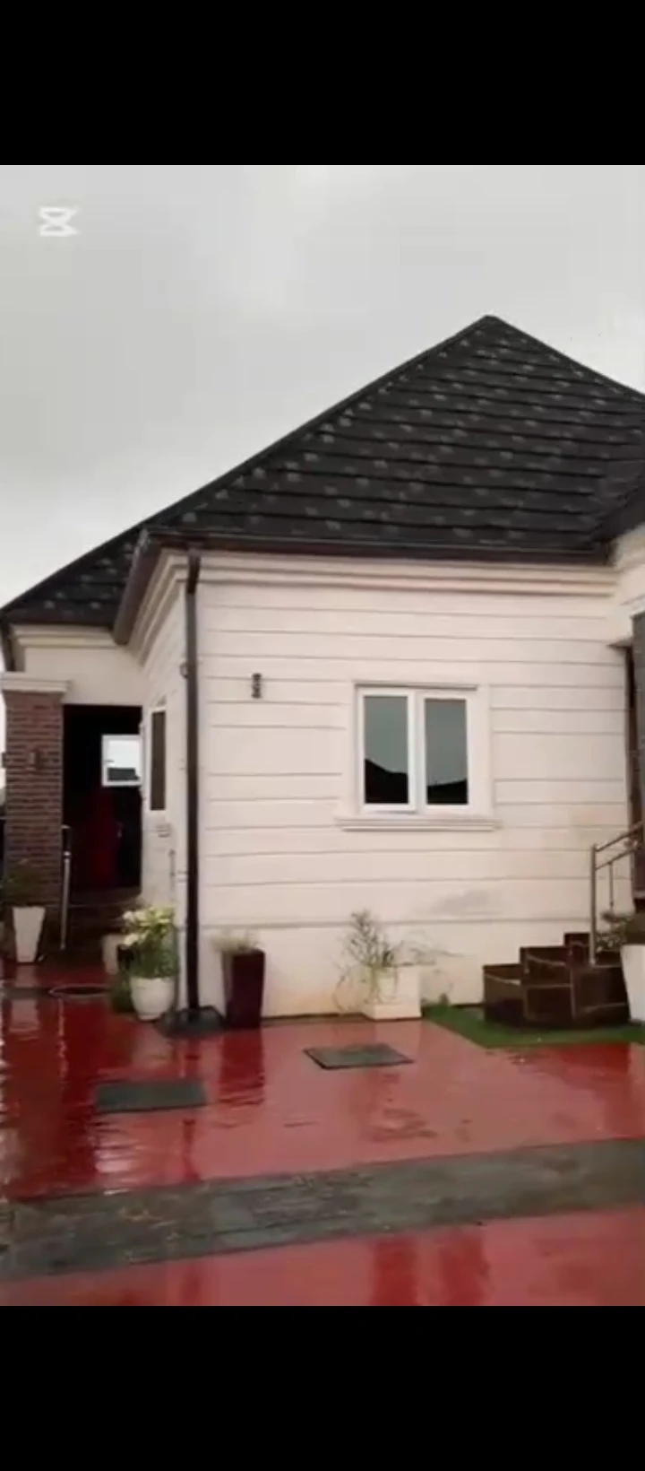 Bungalow for Sale in Sapele road, Edo cover picture