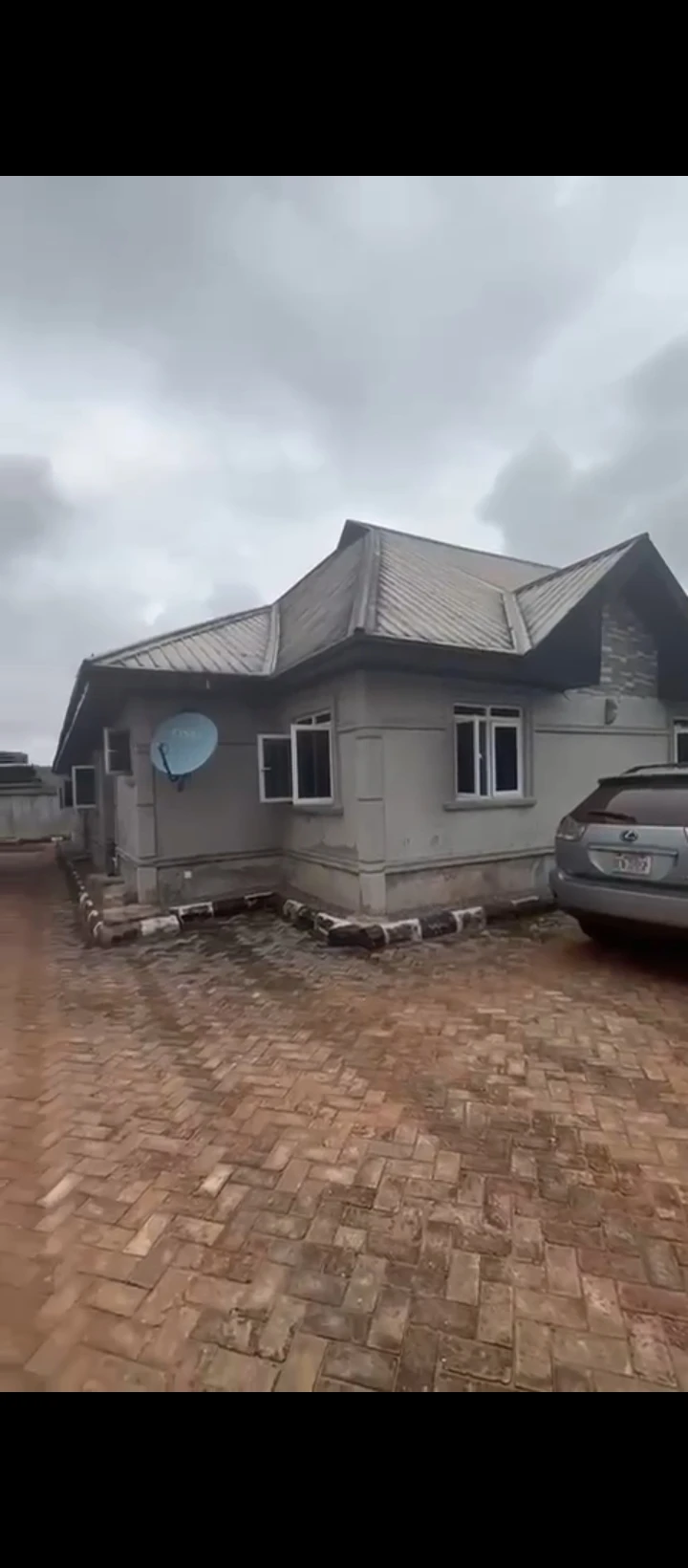 Bungalow for Sale in Upper mission, Edo cover picture