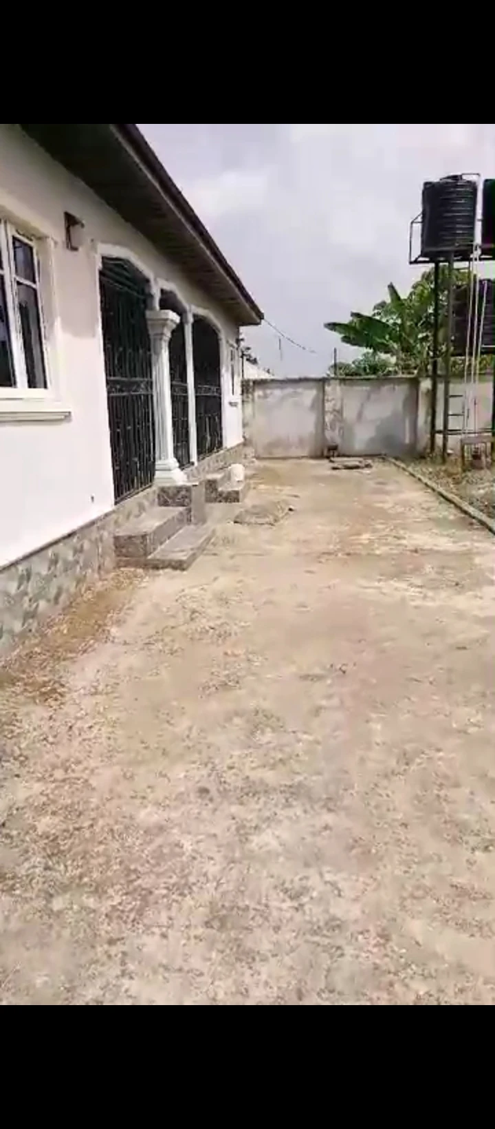 3 Bedroom Flat for Sale in Okhun ogbowo, Edo cover picture