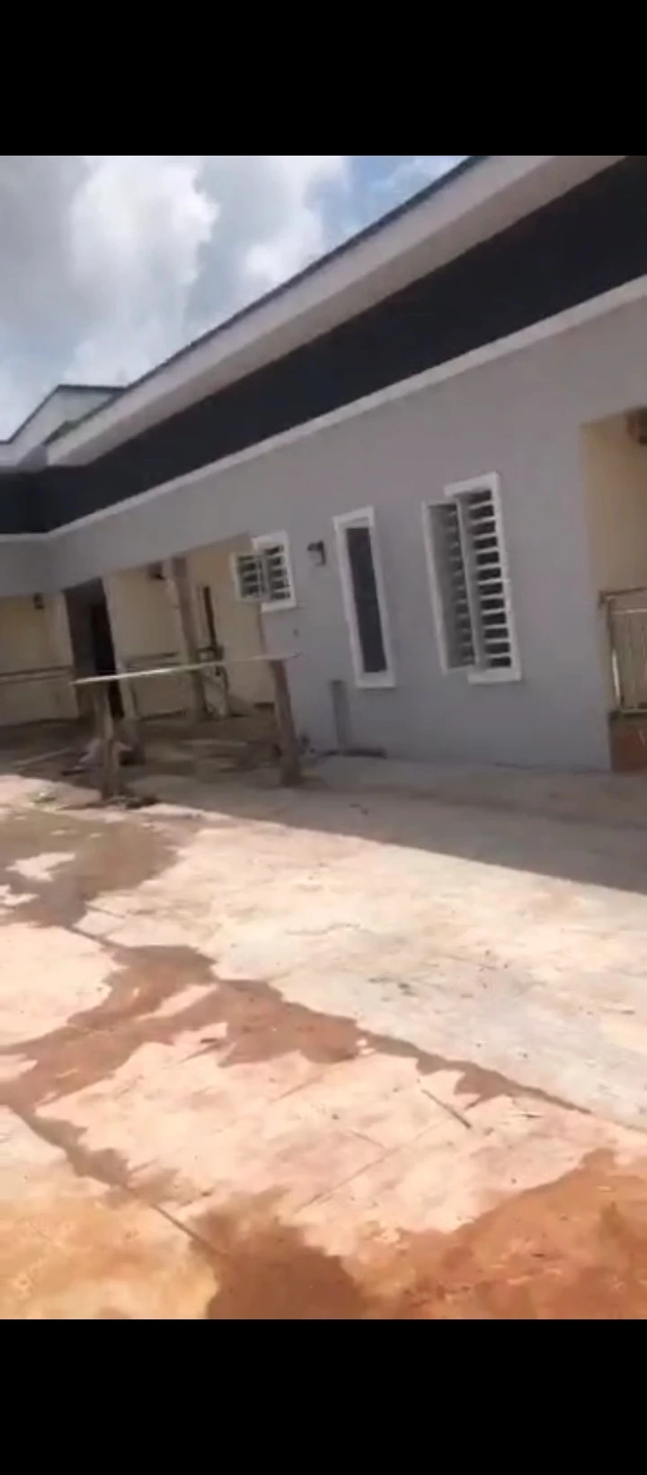 2 Bedroom Flat for Rent in Amagba gra, Edo cover picture