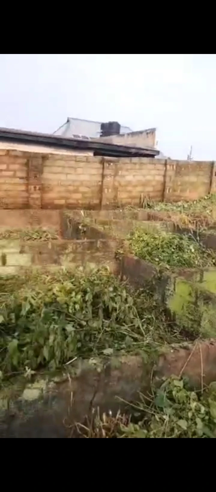 Uncompleted Building for Sale in Airport road, Edo