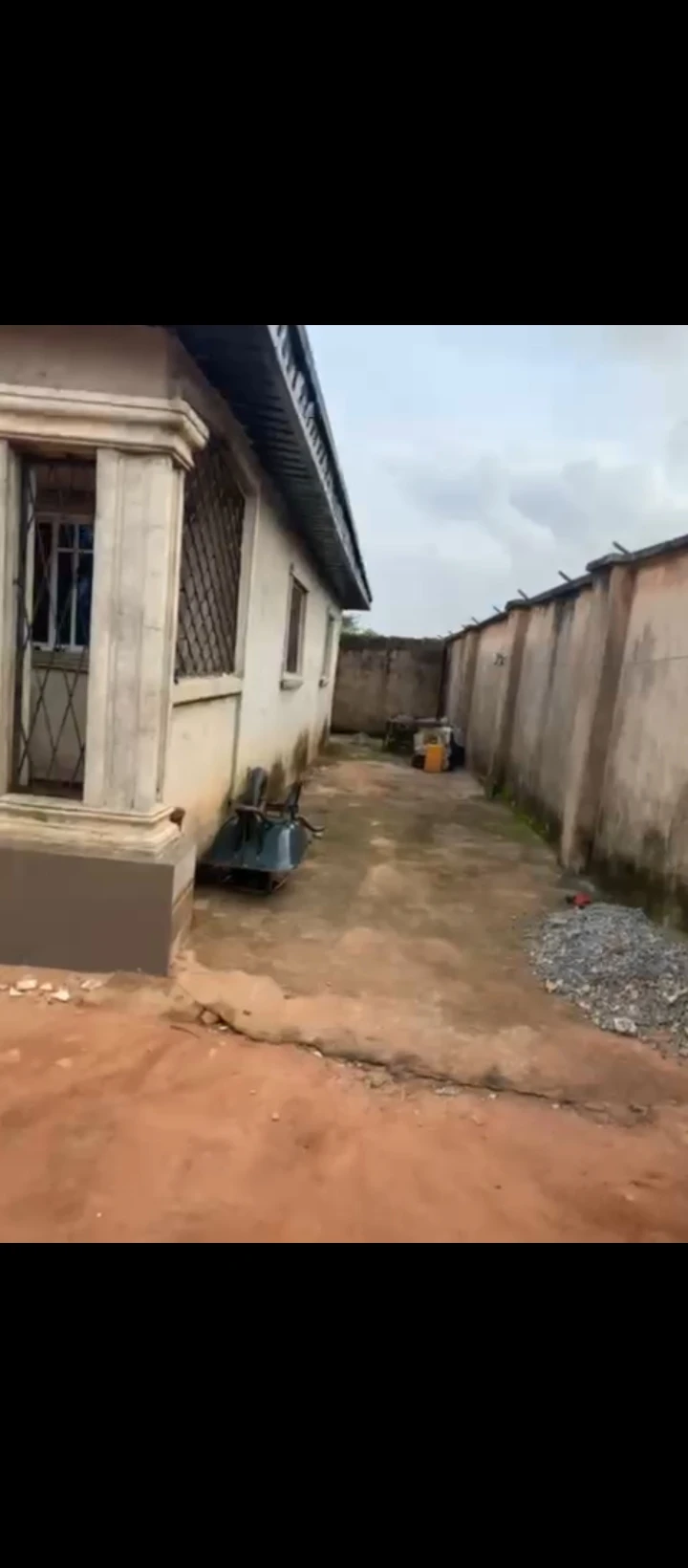 3 Bedroom Flat for Sale in Rubber resources, Edo - Image 1