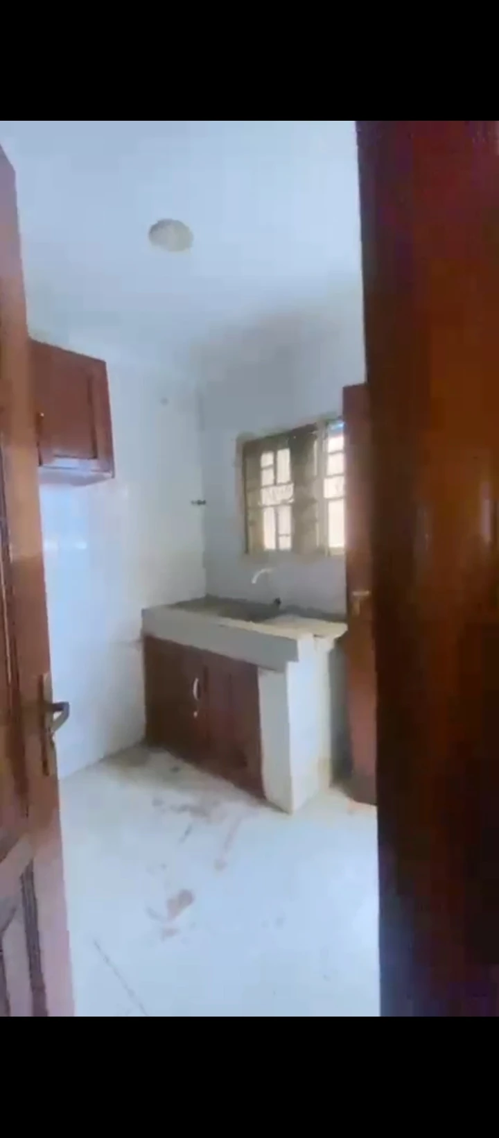 2 Bedroom Flat for Rent in Off airport road, Edo - Image 1