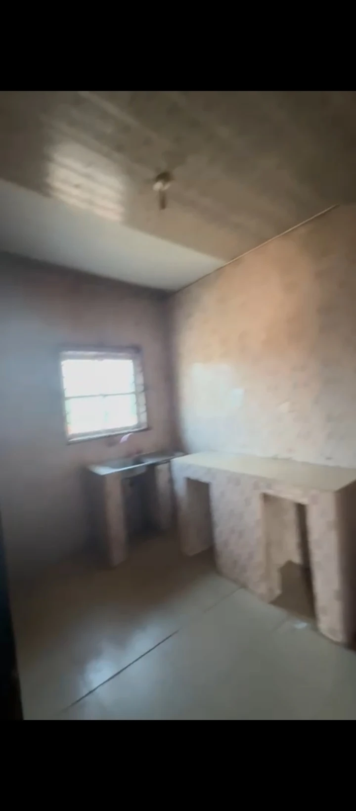 3 Bedroom Flat for Rent in Oluku Ugbowo Road, Edo - Image 1