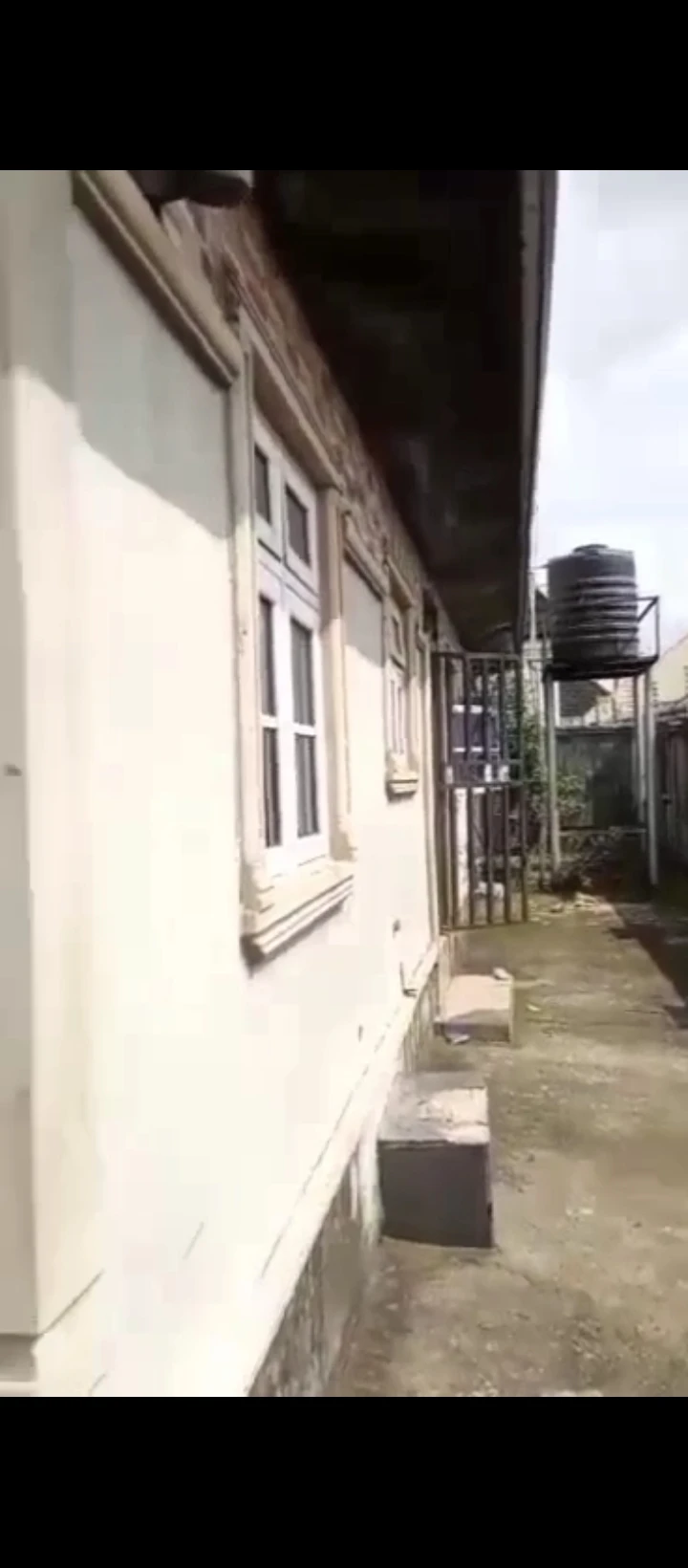 Bungalow for Sale in Ekae community along sapele road, Edo - Image 1