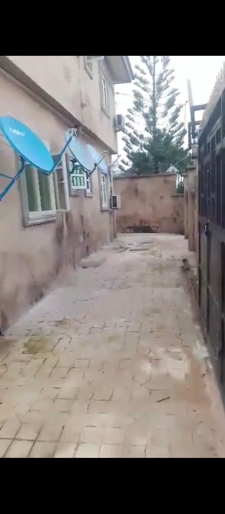 3 Bedroom Flat for Sale in At Ohoghobi community, little off Sapele Rd BeninCity, Edo - Image 1