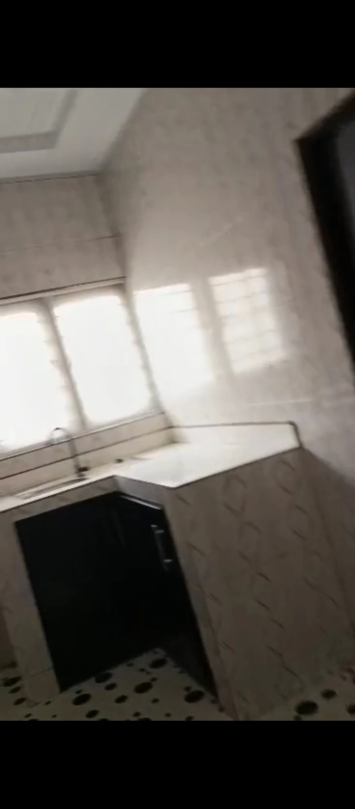 3 Bedroom Flat for Rent in Amagba GRA, Edo - Image 1