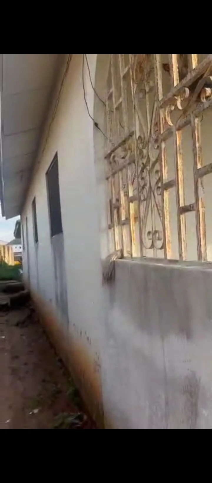 Bungalow for Sale in Ekae community along sapele road, Edo - Image 1