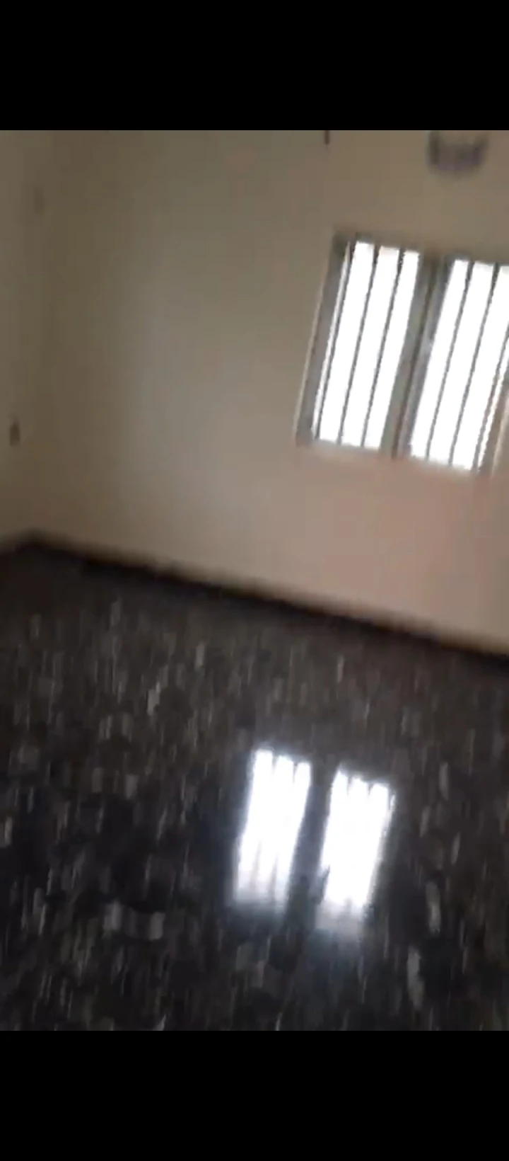 3 Bedroom Flat for Rent in Amagba GRA, Edo - Image 1