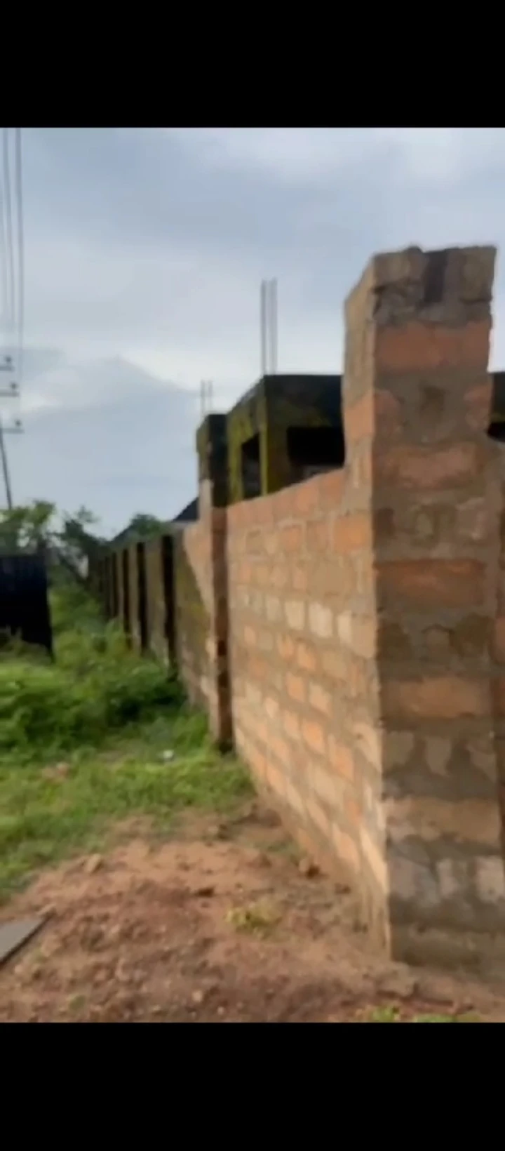 Land for Sale in Airport road, Edo - Image 1