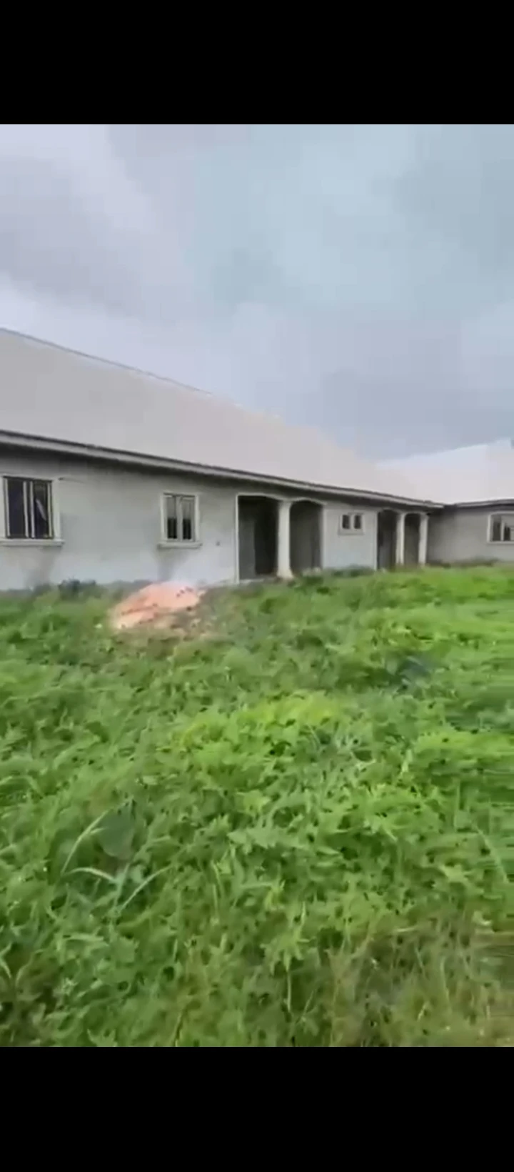 2 Bedroom Flat for Sale in Okhun community, Edo - Image 1