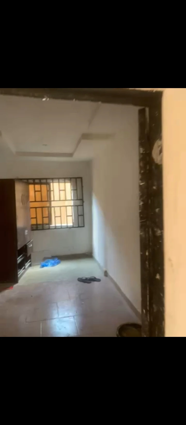 1 Bedroom Flat for Rent in Off limit road, Edo - Image 1