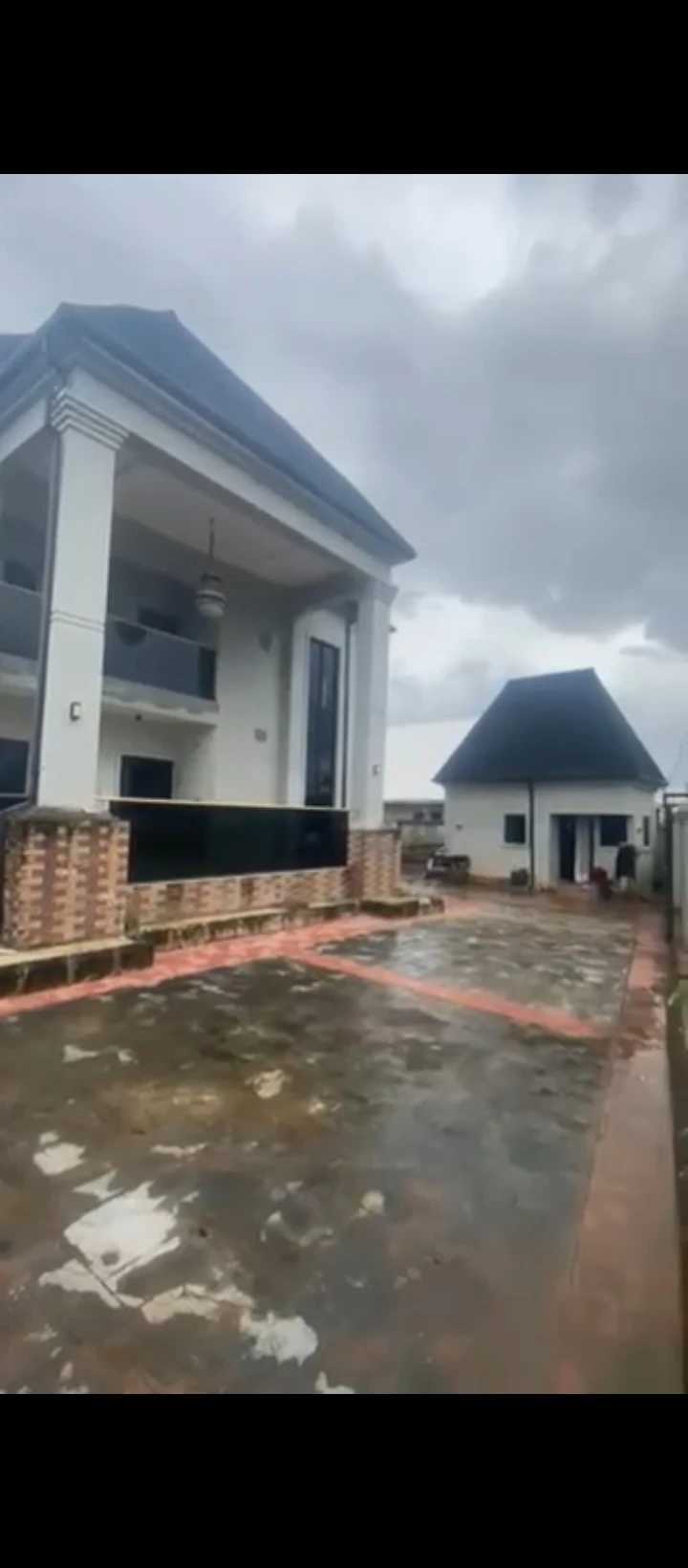 Duplex for Sale in Ulemon, Off Airport Rd, Edo - Image 1