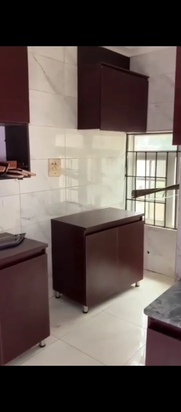 3 Bedroom Flat for Rent in Fanalou road., Edo - Image 1