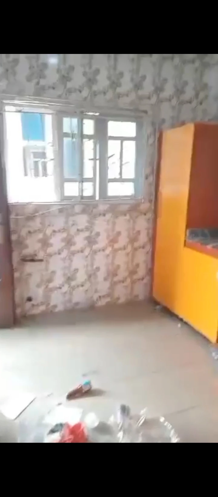 2 Bedroom Flat for Rent in Located at mtn mast road ugbor GRA Benin., Edo - Image 1
