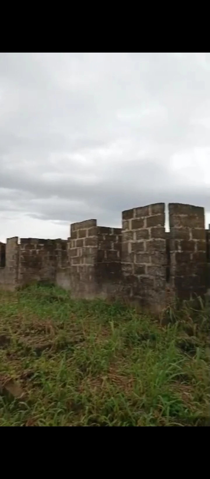Uncompleted Building for Sale in Uhie community, Edo - Image 1