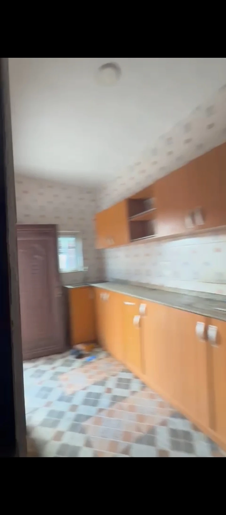 2 Bedroom Flat for Sale in Isighor, Edo - Image 1