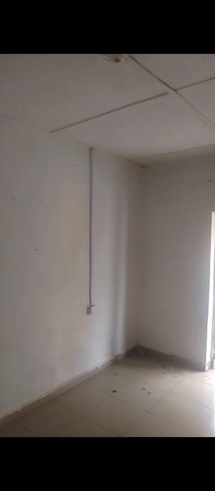 Store for Rent in Akenzua, Edo - Image 1