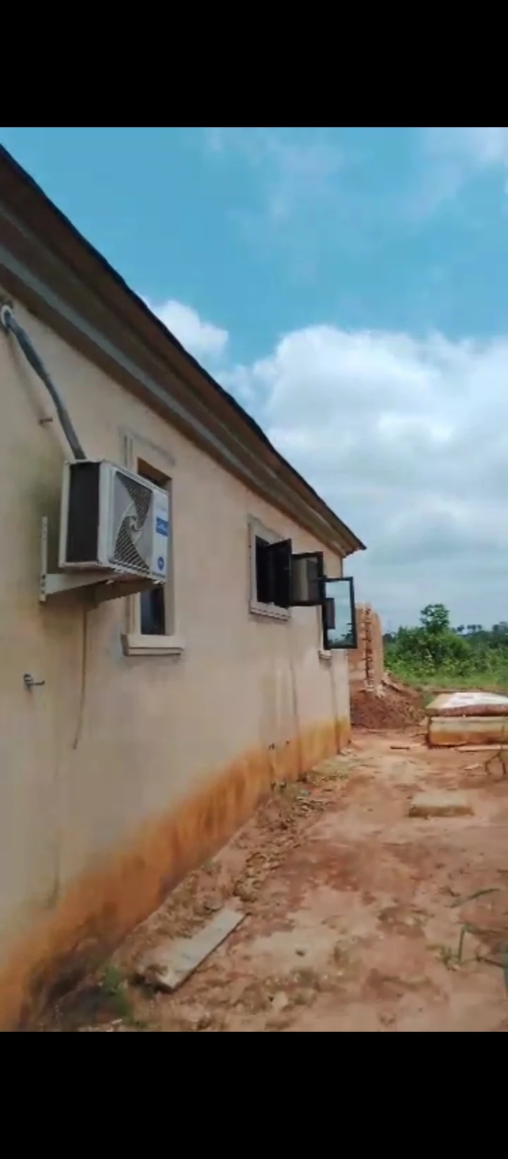 2 Bedroom Flat for Sale in Urhokuosa, off Benin Auchi road,, Edo - Image 1
