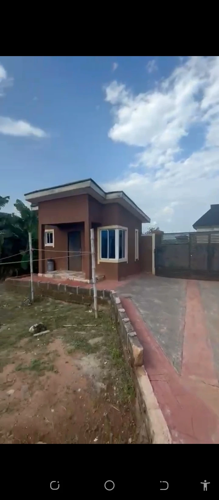 4 Bedroom Flat for Sale in Arougba by airport road Benin city, Edo - Image 1