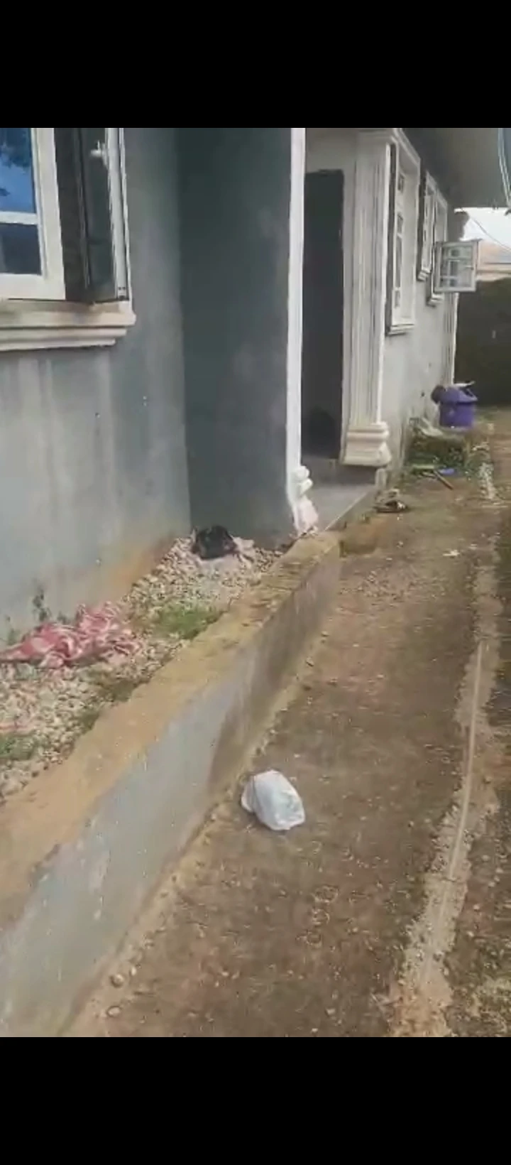 3 Bedroom Flat for Sale in Ogunmwenyi Ugbor, Edo - Image 1