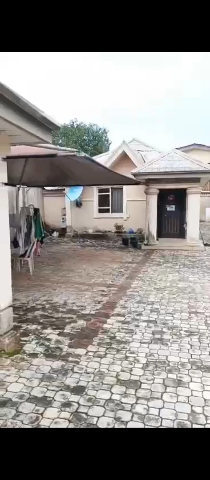 3 Bedroom Flat for Sale in Off Ugbor, Edo - Image 2