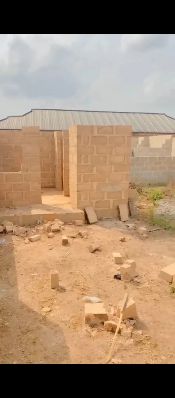 Uncompleted Building for Sale in Amagba GRA, Edo - Image 2