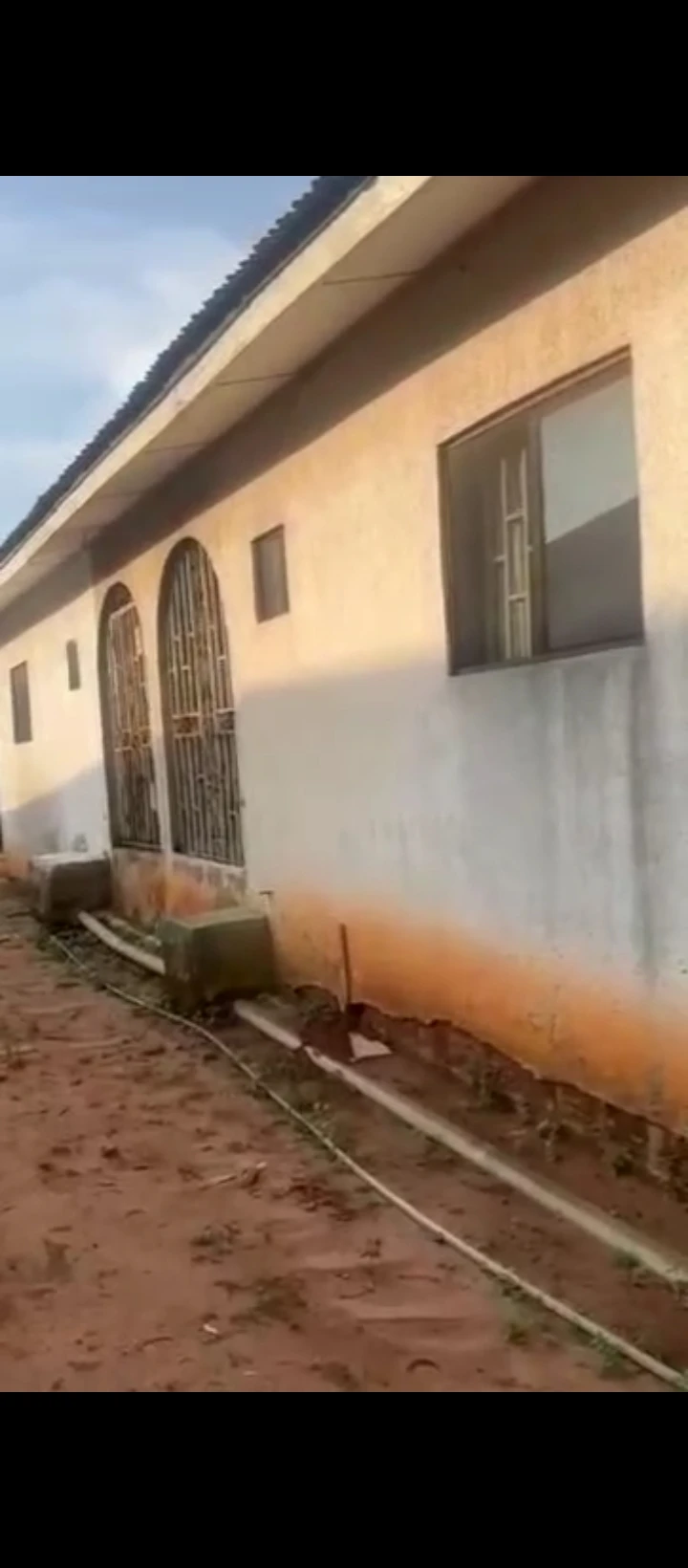 3 Bedroom Flat for Sale in Ekea off sapele road, Edo - Image 1