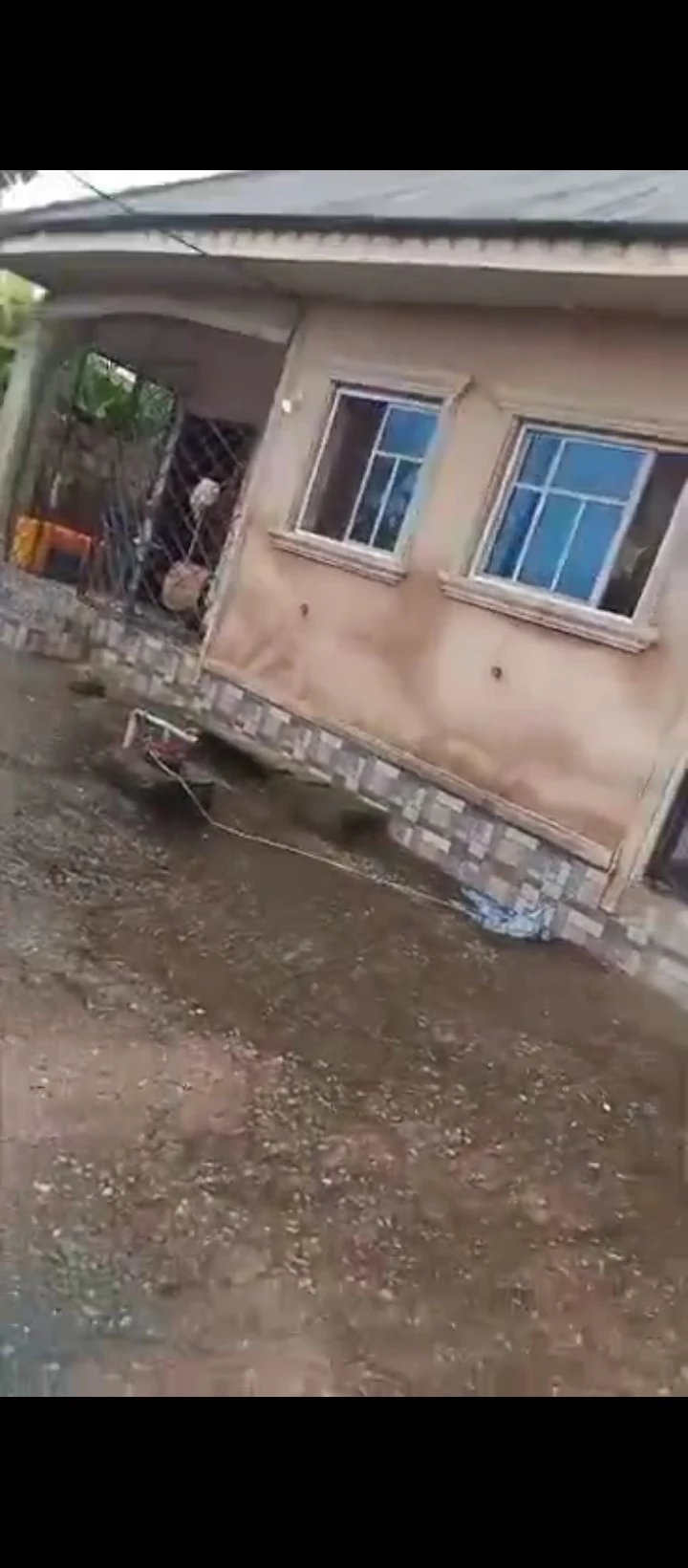 4 Bedroom Flat for Sale in PZ by sapele road, Edo - Image 1