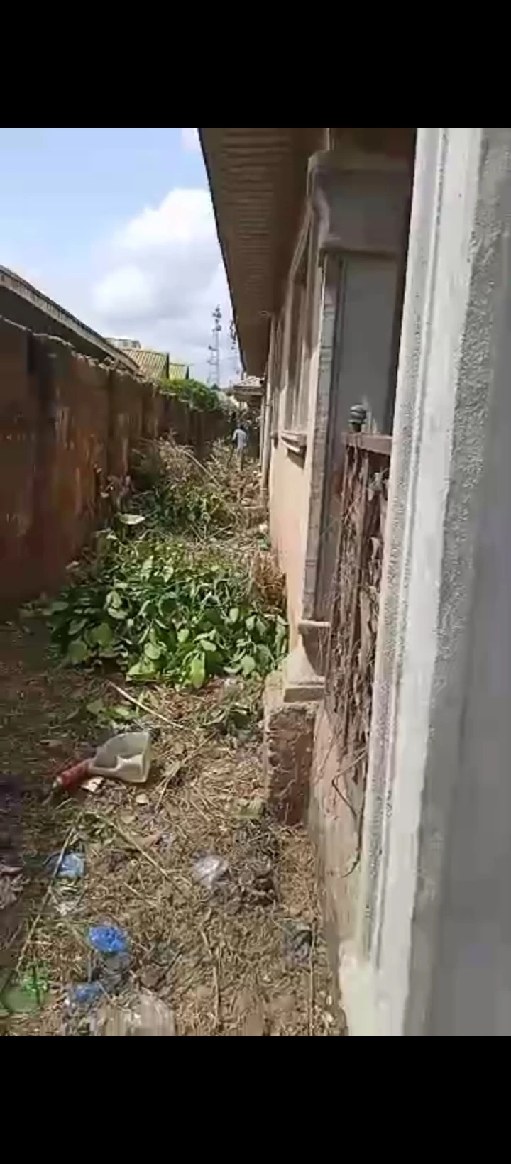 Uncompleted Building for Sale in Oluku, Edo - Image 2