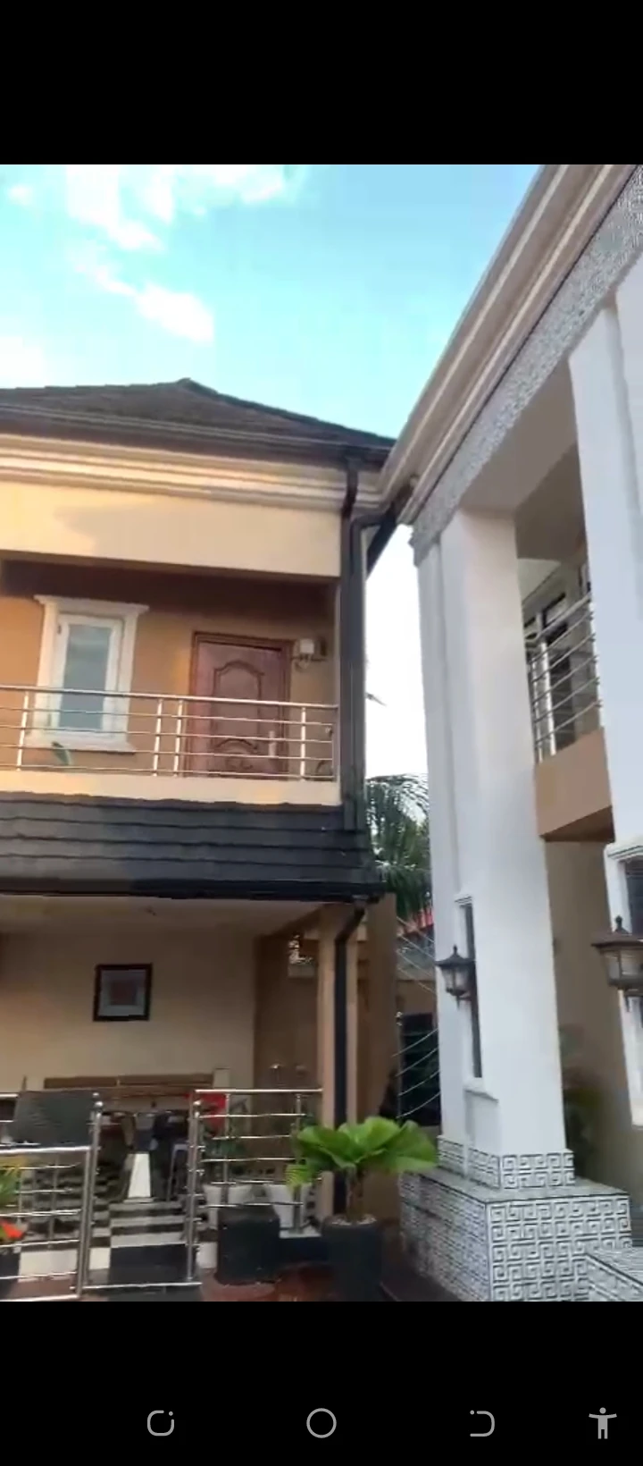 Duplex for Sale in Ugbor Central GRA, Edo - Image 1