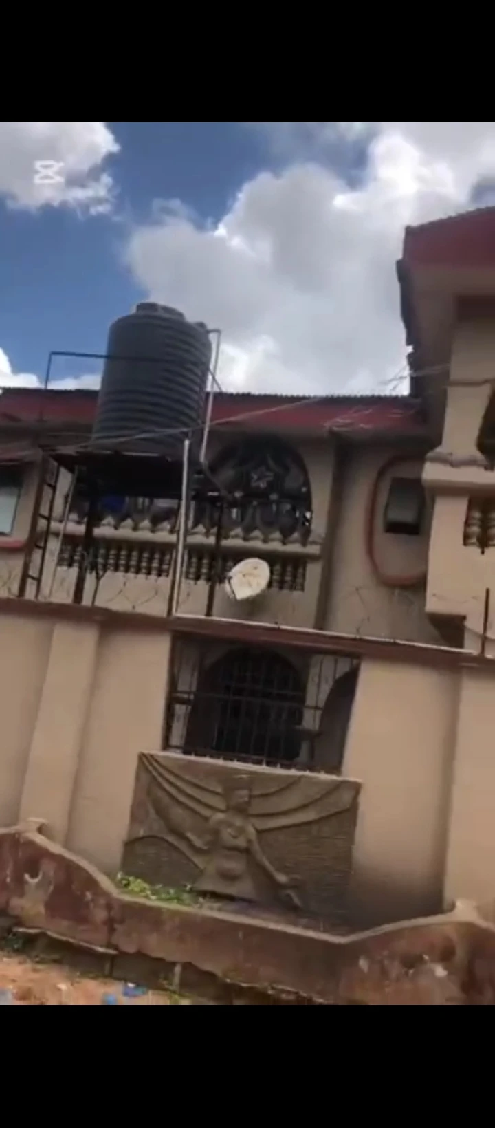 3 Bedroom Flat for Sale in off eweka street off sakponba road benin, Edo - Image 1