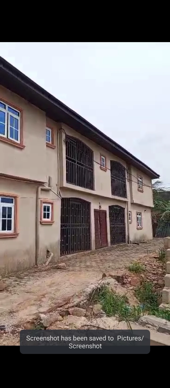 3 Bedroom Flat for Sale in Ogunmwenyi Ugbor, Edo - Image 1