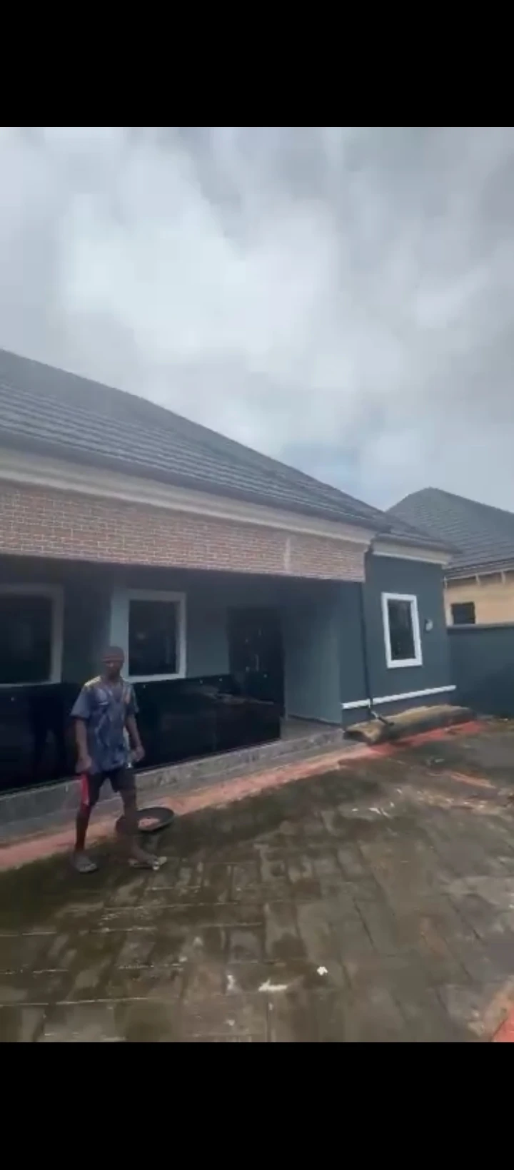 2 Bedroom Flat for Sale in Oroho sapele road, Edo - Image 1