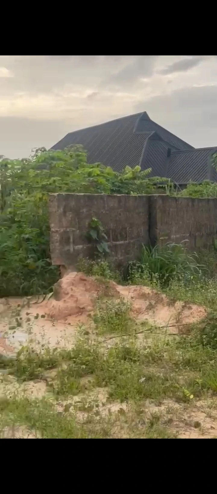 Land for Sale in Okhoromi, Airport road, Edo - Image 1