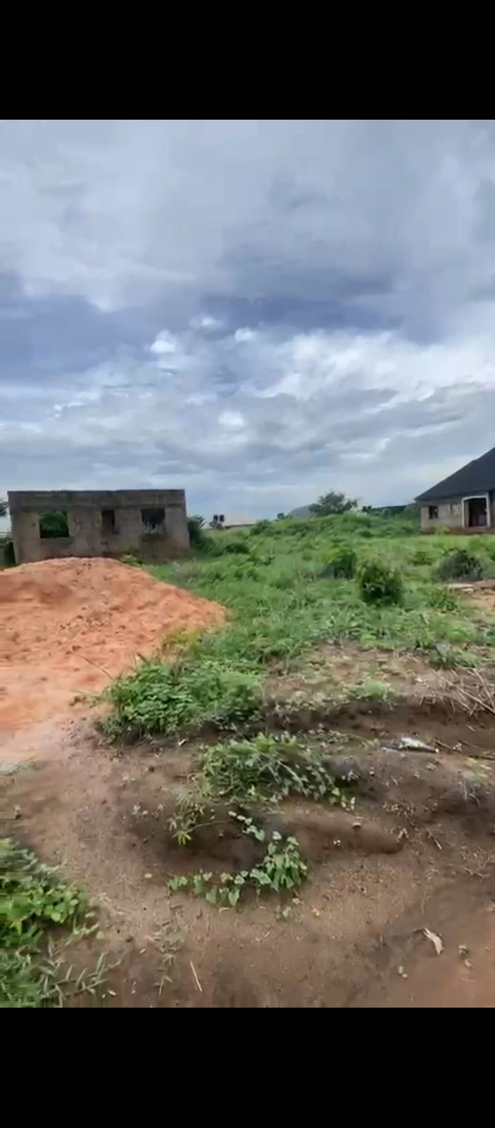 Uncompleted Building for Sale in Ogheghe off Sapele road, Edo - Image 1
