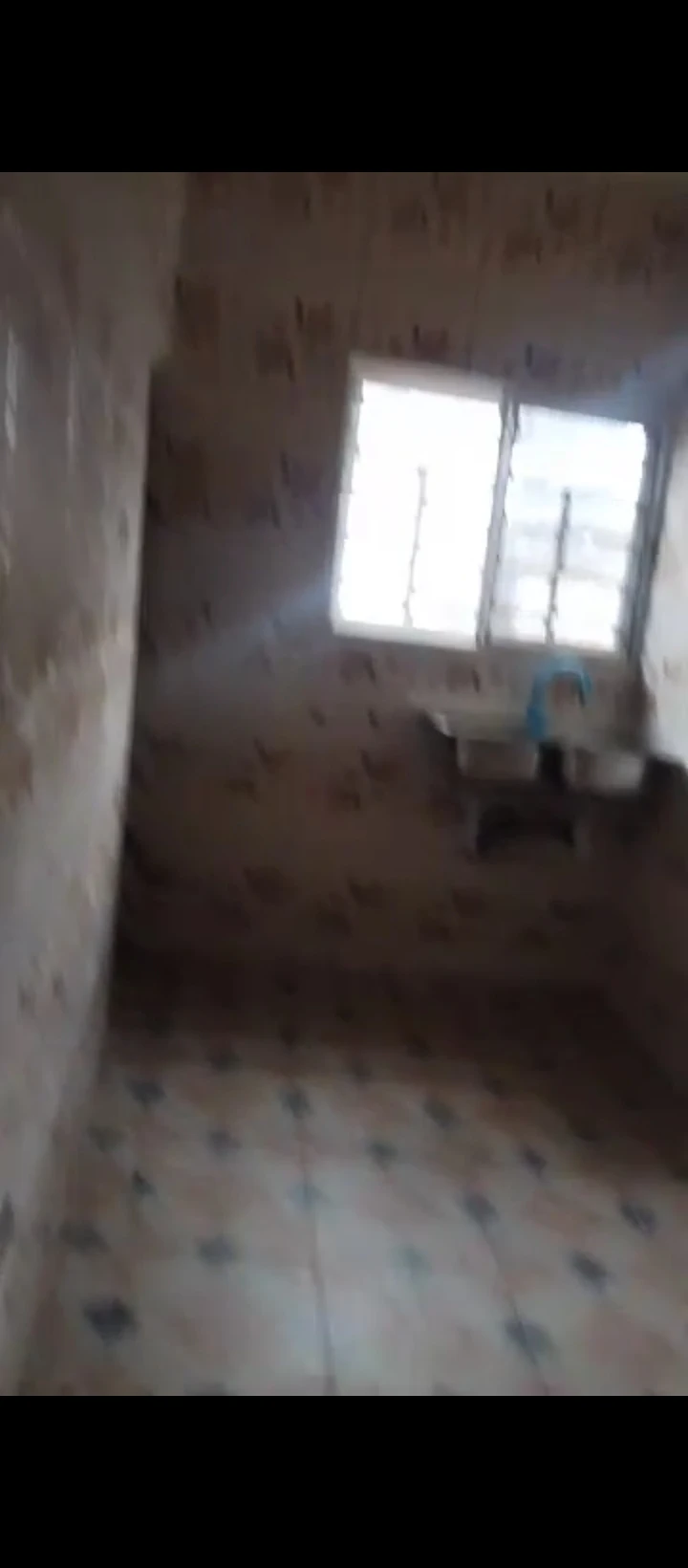 2 Bedroom Flat for Rent in Ogunwenyin waec road off ugbor central Benin city., Edo - Image 1