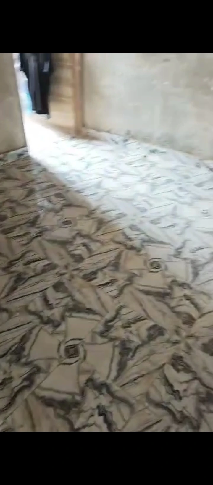 1 Bedroom Flat for Rent in Newton Ekosodin, Edo - Image 1