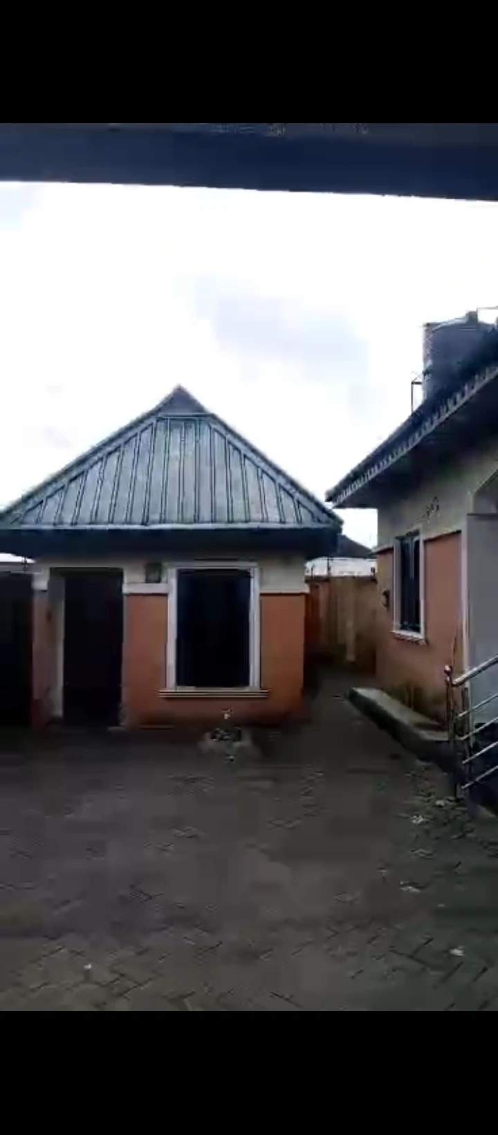 2 Bedroom Flat for Sale in Off Sapele Road by peanut very close to peanut junction at Sapele Road BeninCity.., Edo - Image 1