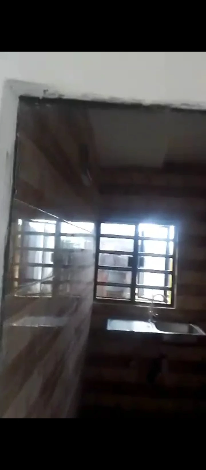 SelfContain for Rent in Evhukhu off sapele road, Edo - Image 1