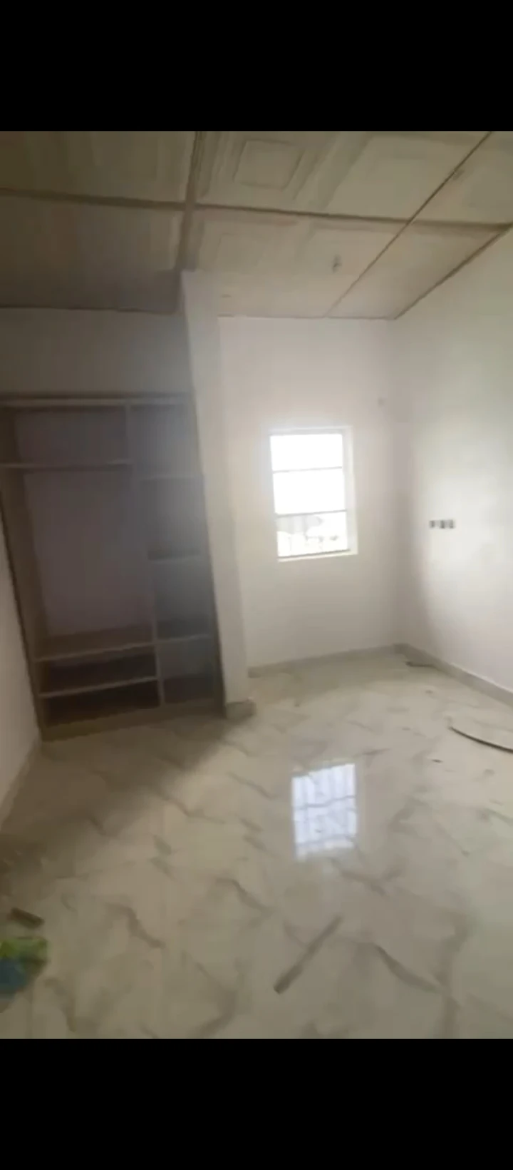 3 Bedroom Flat for Sale in Isighor, Edo - Image 1