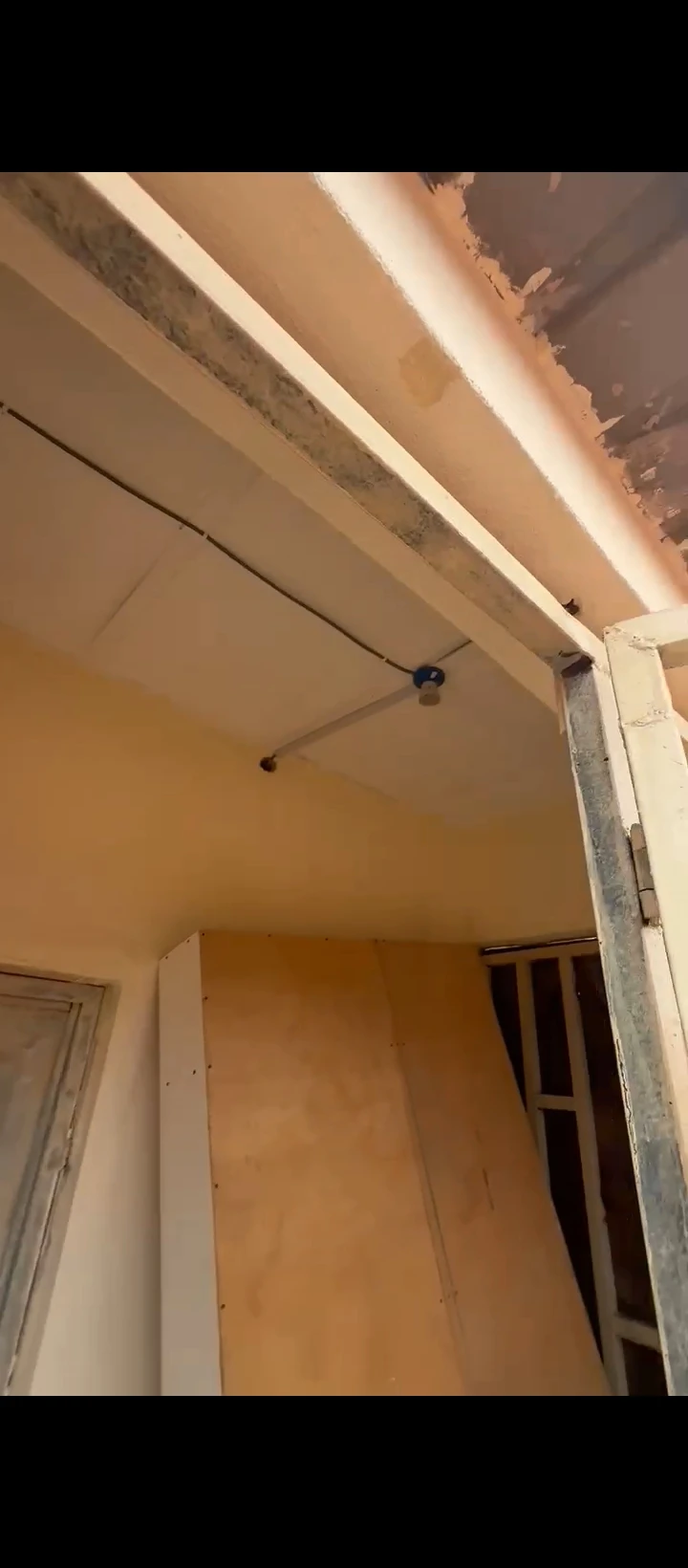 Store for Rent in Isighor, Edo - Image 1