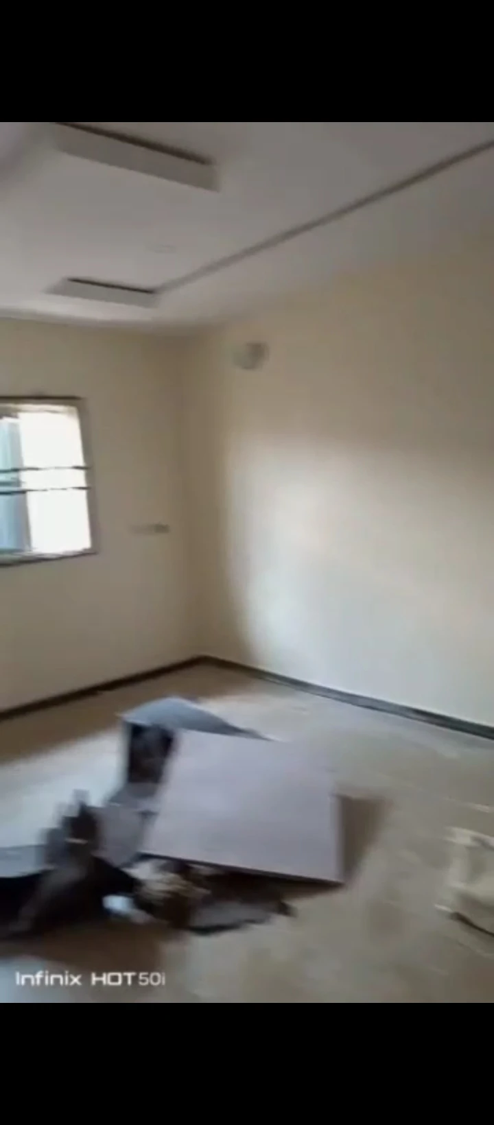 3 Bedroom Flat for Sale in Zion street of sapele road, Edo - Image 1