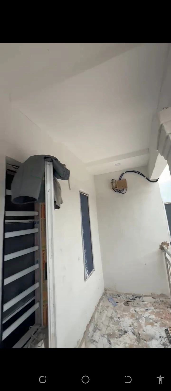 2 Bedroom Flat for Rent in at ovbiogie, Edo - Image 2