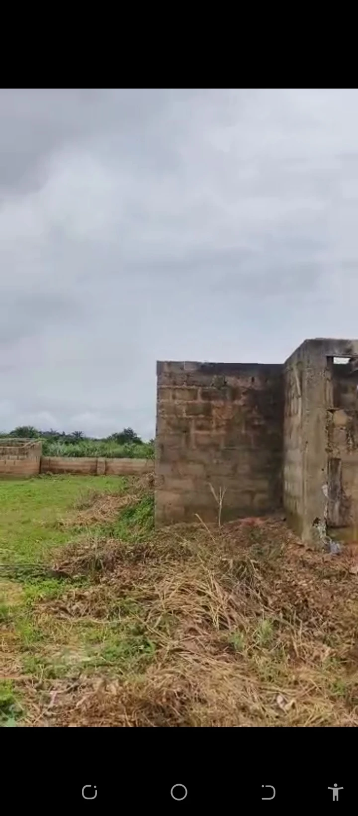 Uncompleted Building for Sale in Utesi community, Edo - Image 1