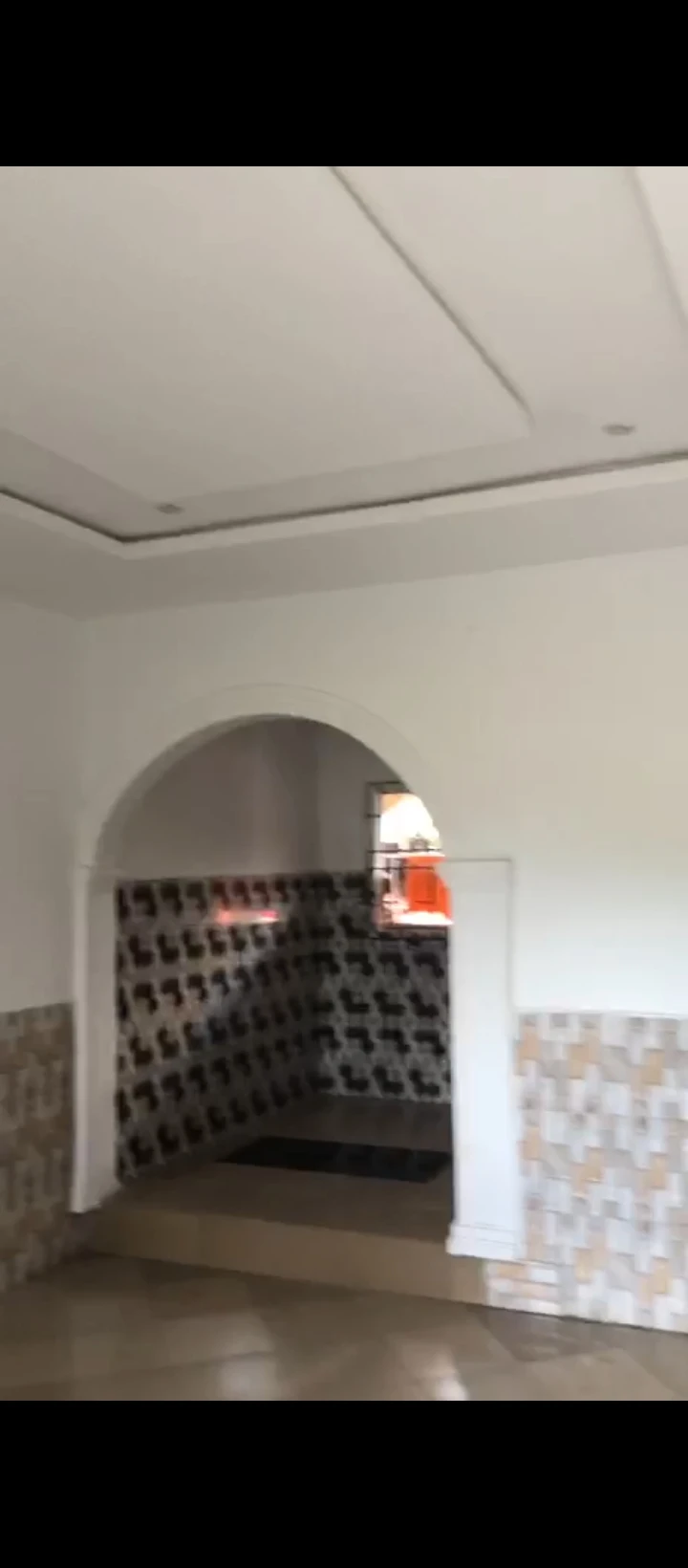 2 Bedroom Flat for Rent in Usiefrun Road, Delta cover picture