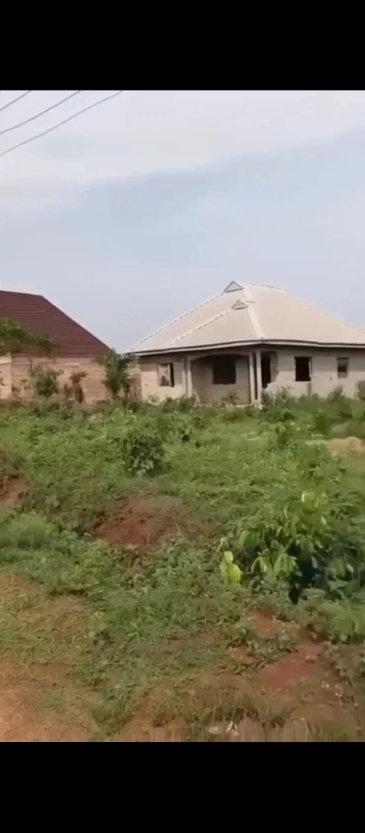 Land for Sale in along Efionayi street off Amagba main road. Close to d main road., Edo cover picture
