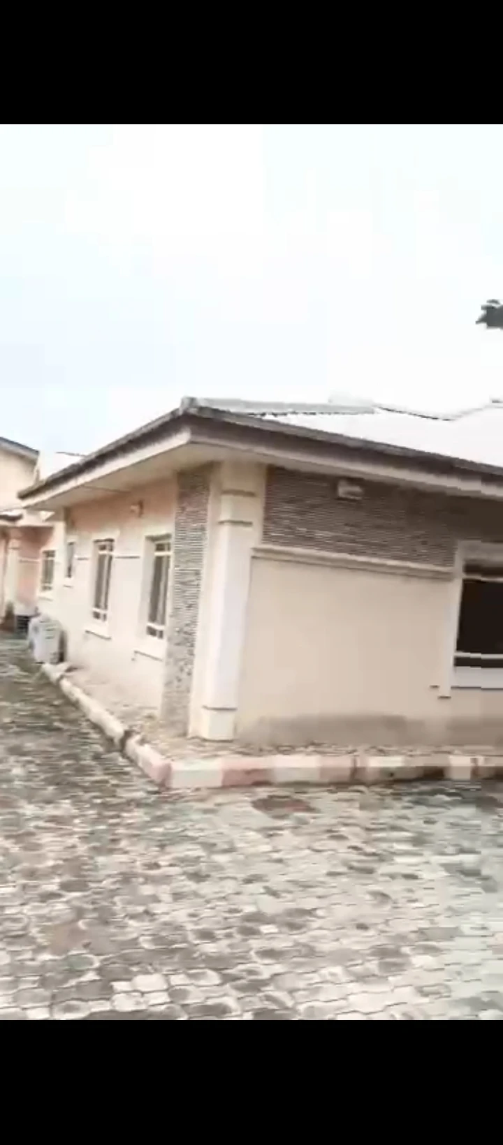 3 Bedroom Flat for Sale in Off Ugbor, Edo cover picture