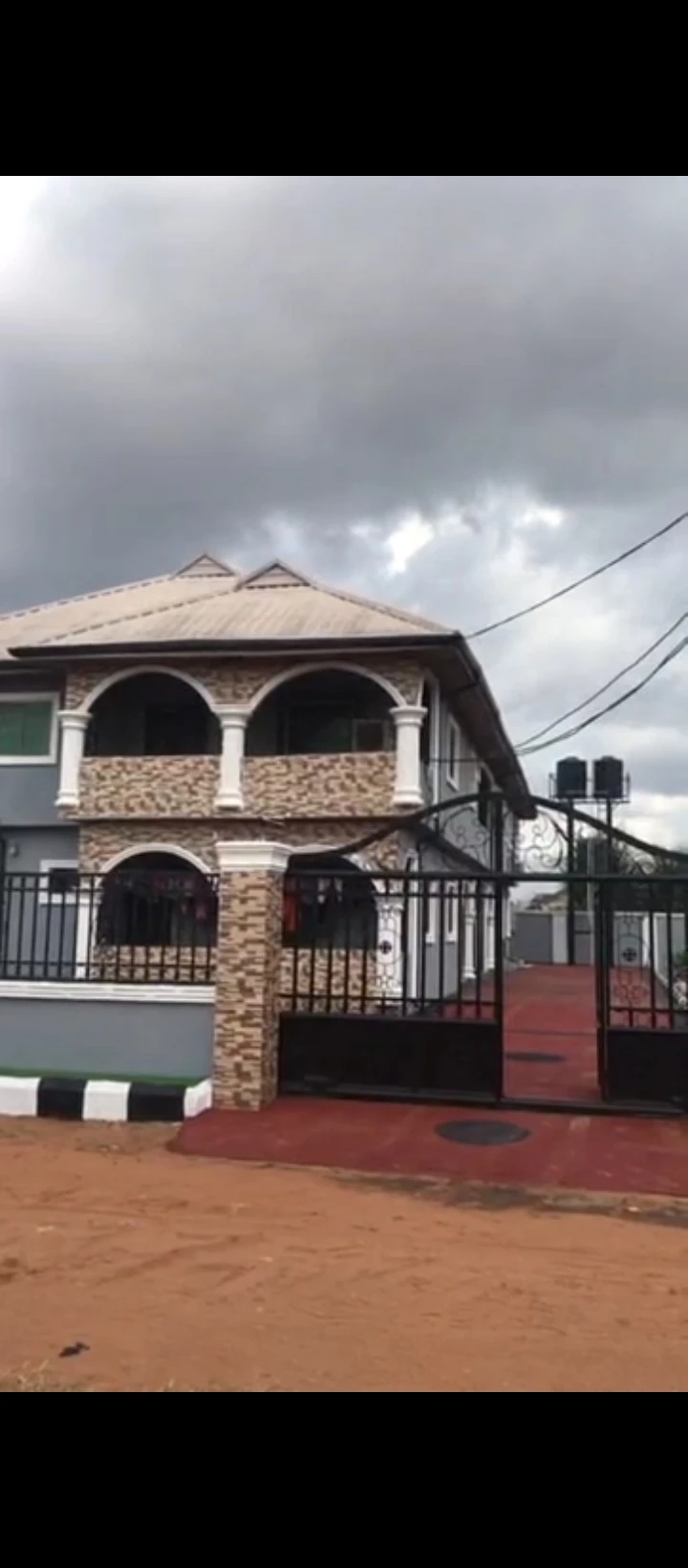 Duplex for Sale in Aduwawa opposite Guobadia hospital, Edo cover picture