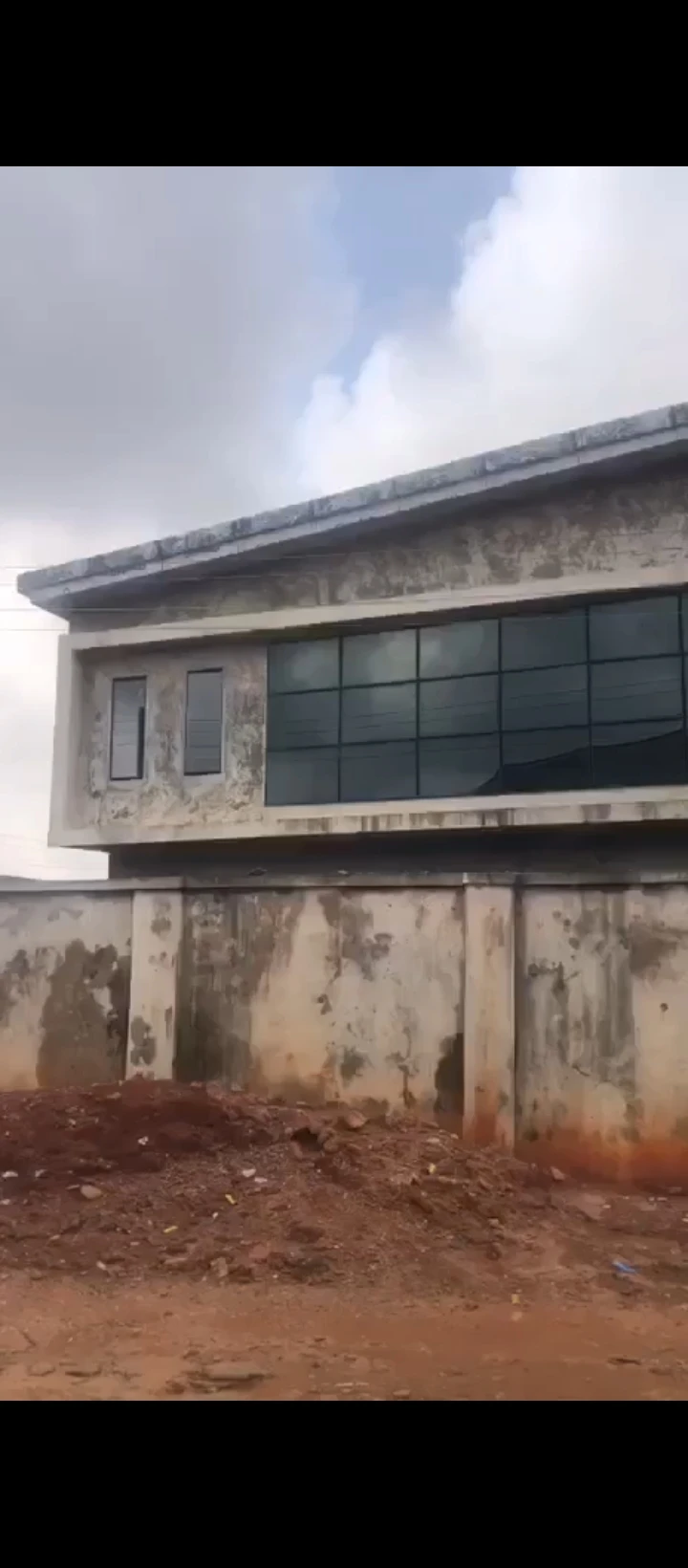 Duplex for Sale in Ugbor Central GRA, Edo cover picture
